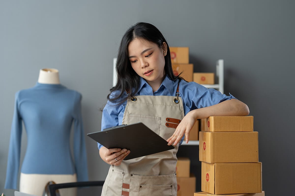 Growing E-commerce Market & Cost-Effective Solutions